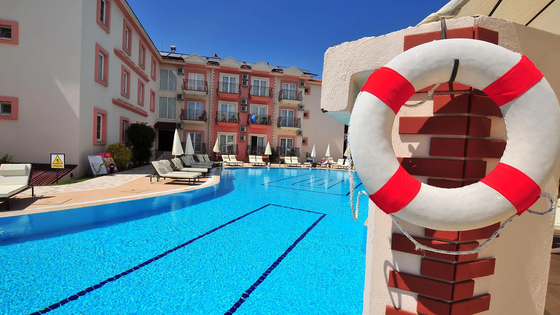 Hotel Pelin 费特希耶