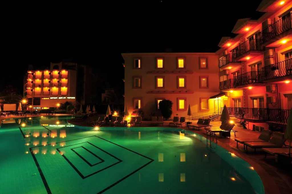 Hotel Pelin 费特希耶